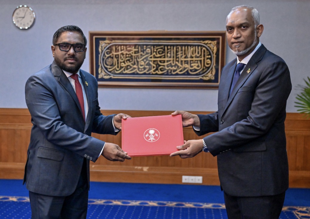 ވަޒީފާއާބެހޭ ޓްރައިބިއުނަލްގެ ރައީސްކަމަށް އަމްޖަދު މުޞްޠަފާ ޢައްޔަންކުރައްވައިފި