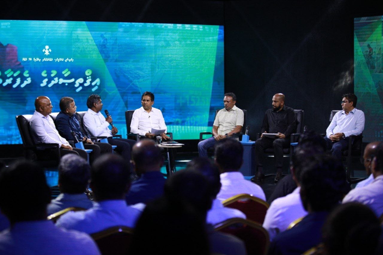 ޑޮލަރުގެ އަގު މައްޗަށް ދިޔަސް ރާއްޖޭގެ އިޤްތިޞާދީ ހާލަތު އިތުރަށް ގޯސްވިޔަނުދީ ހިފެހެއްޓޭނެ: ސަޢީދު