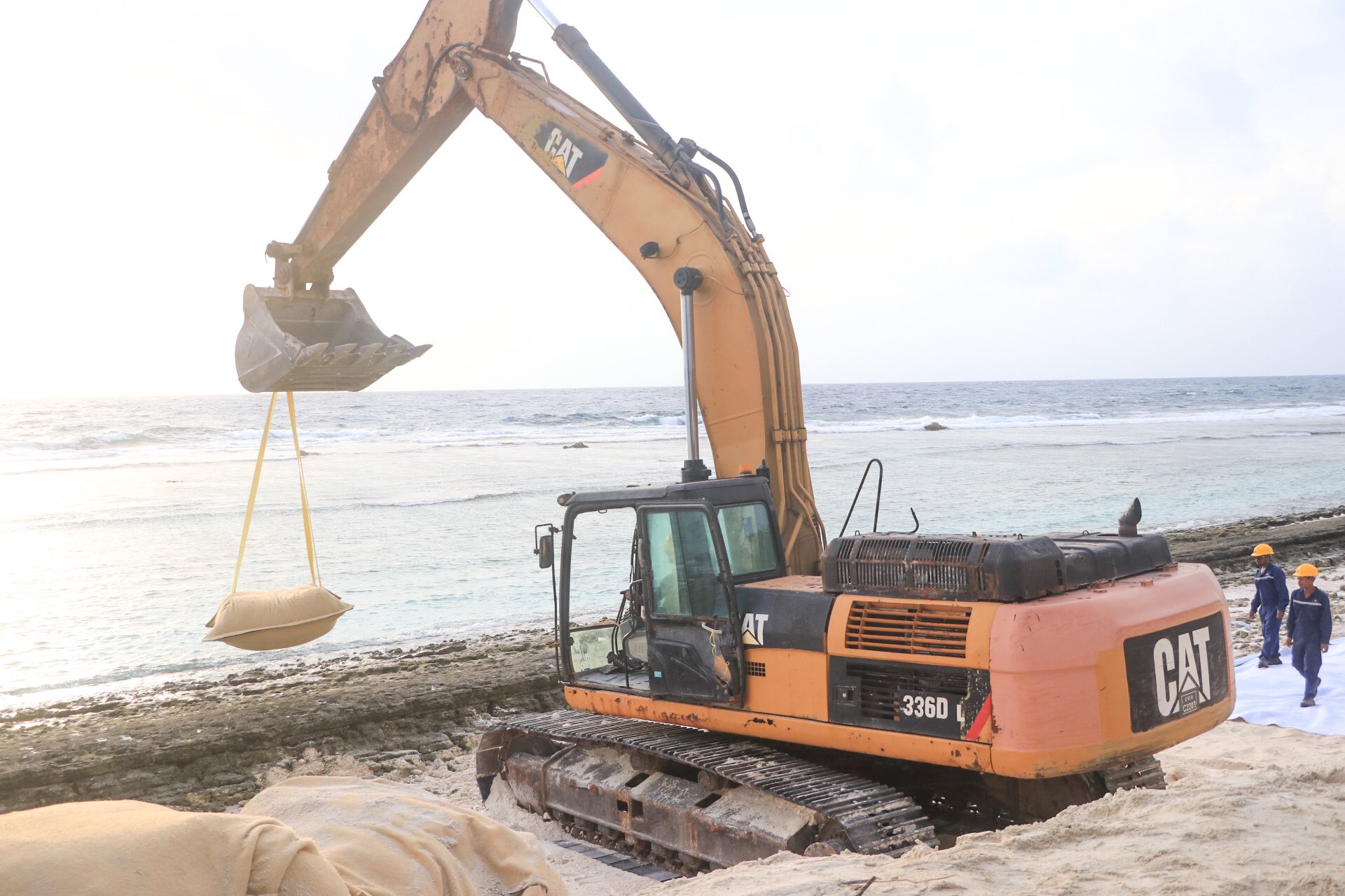 ހިތަދޫ ގޮނޑުދޮށް ހިމާޔަތްކުރުމުގެ މަޝްރޫއު ފަށައިފި