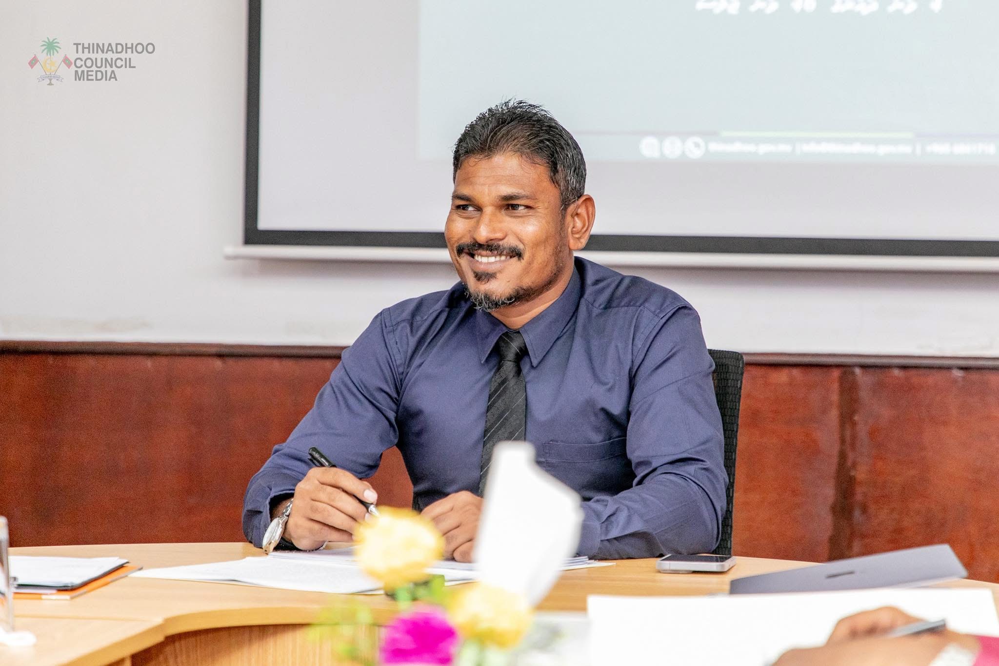 ހަވަރު ތިނަދޫގެ އާބާދީ އޮޅުވާލި ކަމަށްބުނެ މޭޔަރު ސައުދަށް ދައުވާކުރަން ޕީޖީއަށް ފޮނުވައިފި