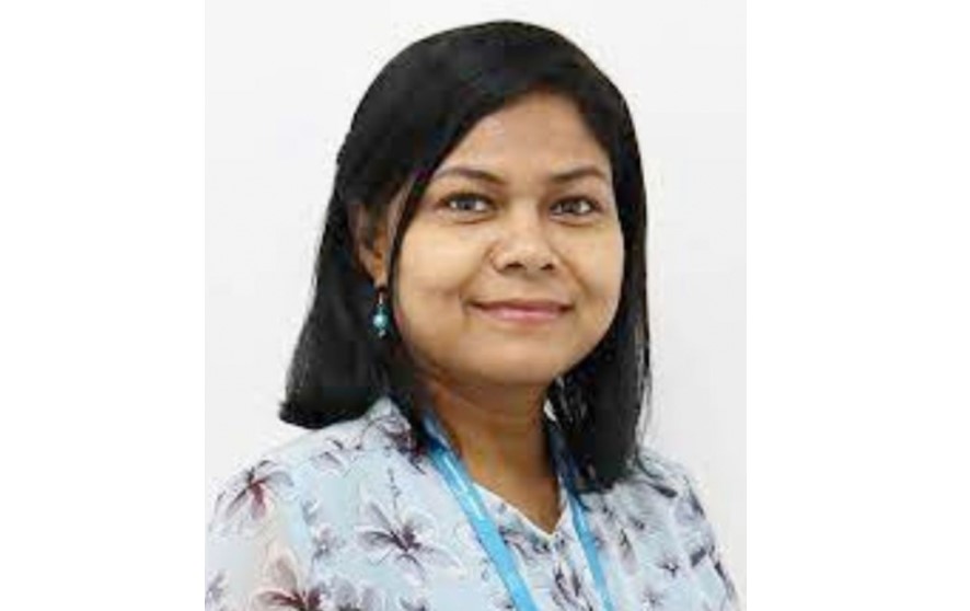 އޮމްބަޑްސްޕާސަން، ލައިޒާ އިސްތިއުފާ ދެއްވައިފި