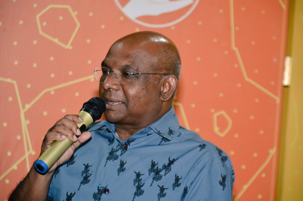 100 އަހަރުގެ ޚަރަދާއި މި ފަސްއަހަރު ރަށްތަކަށް ކުރި ޚަރަދާއި ނުބައްދަލު: ޝާހިދު