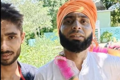 އިންޑިއާގެ އިސްލާމީ ޒިޔާރަތްތަކެއް ހަލާކުކޮށްލި ބަޔަކު ހައްޔަރުކޮށްފި