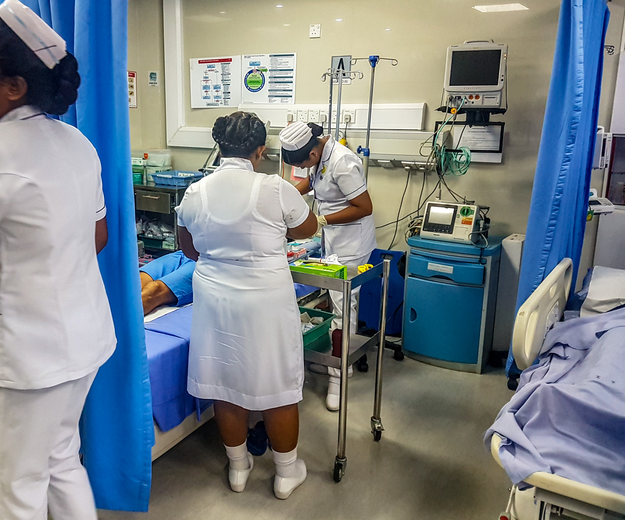 ސަރުކާރު ހޮސްޕިޓާތަކުން ކަރަންޓު ނުކެނޑޭނެކަމުގެ ޔަގީންކަންދީފި