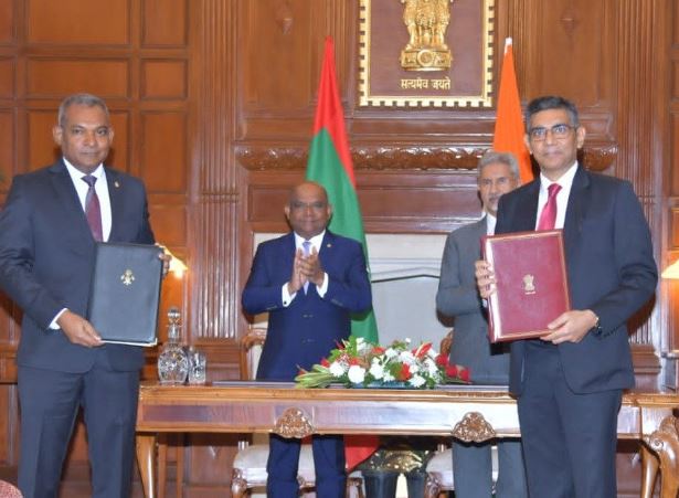 ތަރައްޤީގެ މަޝްރޫޢުތައް ހިންގުމާއި ގުޅޭ 9 އެއްބަސްވުމެއްގައި ސޮއިކޮށްފި