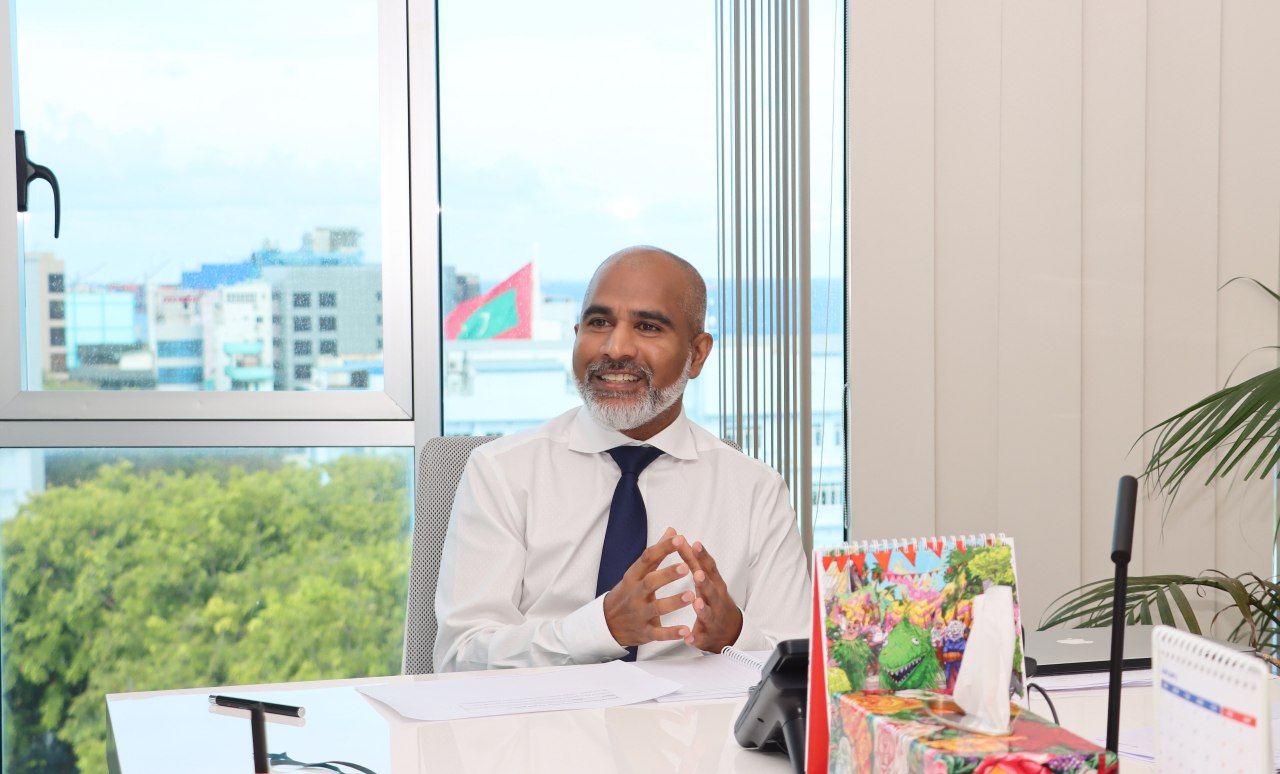 ސްކޫލްތަކުގެ މަޝްރޫޢުތަކަށް ކުރީ ސަރުކާރުން ނުދައްކާހުރި 93 މިލިއަން ދައްކައިފިން: ވަޒީރު