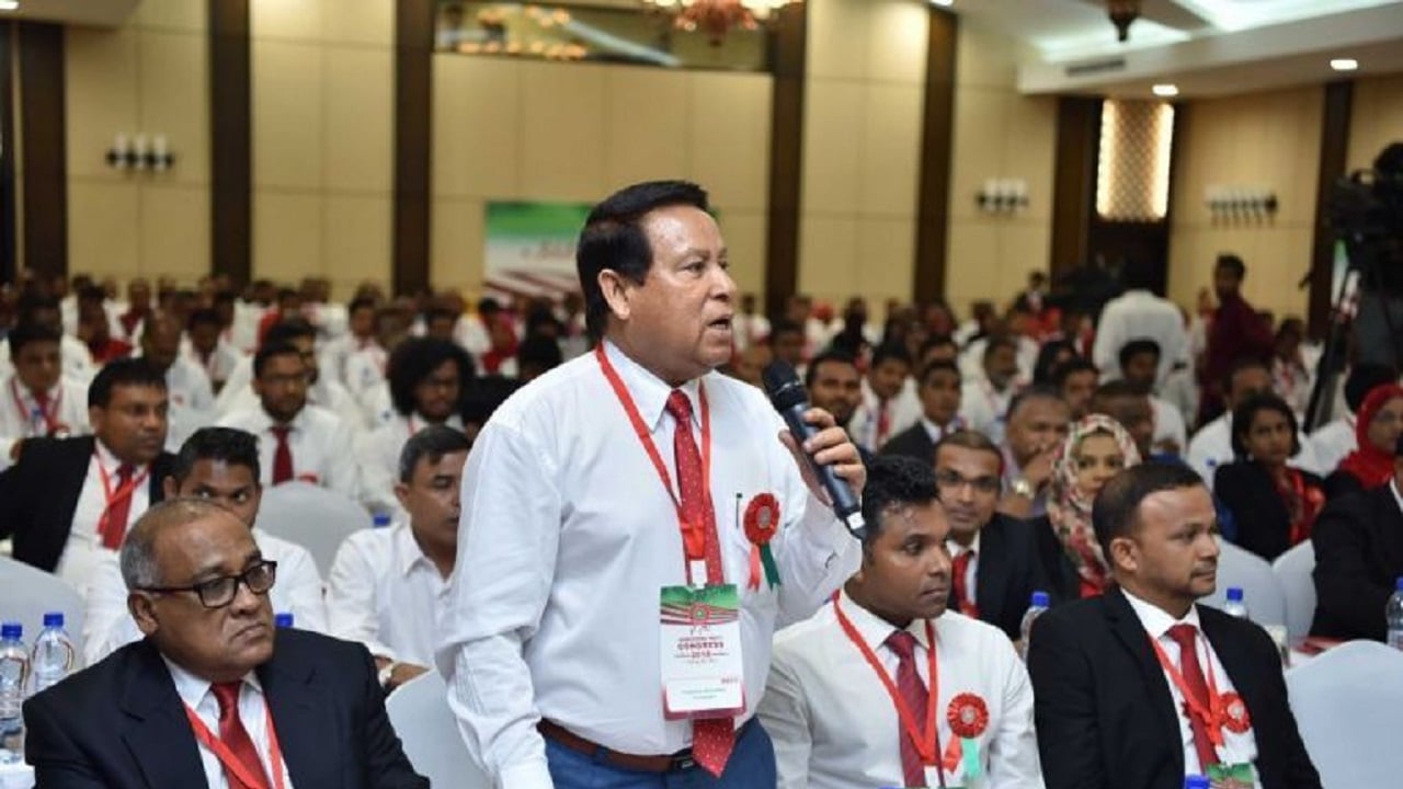 ޙުސައިން މުޙައްމަދަކީ މާއްދިއްޔަތަށް ނުހެއްލޭ ބޭފުޅެއް - ރައީސް ނަޝީދު