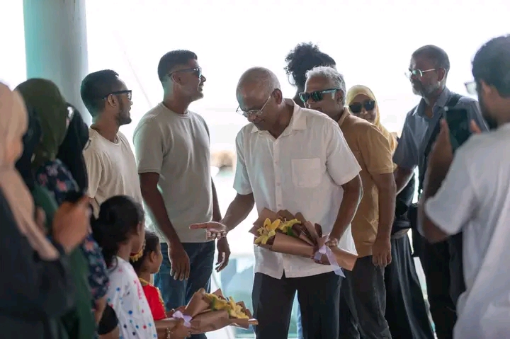 ރައީސް ސާލިހު އެމަނިކުފާނުގެ އުފަން ރަށް ހިންނަވަރަށް ވަޑައިގެންފި