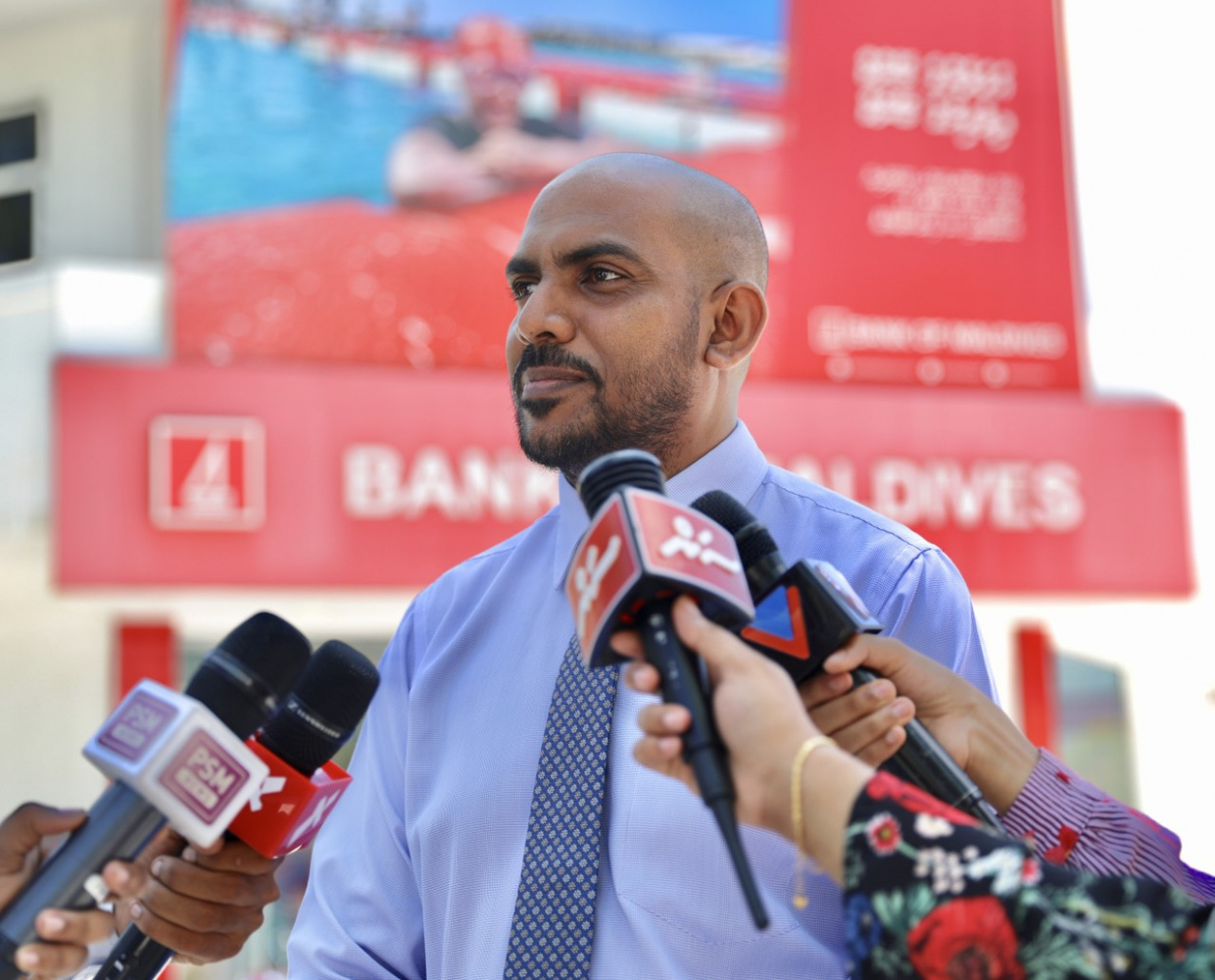 އުސޫލާ ހިލާފަށް ކާޑުން ކުރާ މުއާމަލާތްތަކުން 30 އިންސައްތަ ފީ ނަގާކަމަށްބުނެ ފަތުރަނީ ދޮގެއް: ބީއެމްއެލް