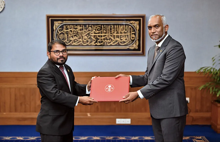 ޖޭއެސްސީގެ ނައިބު ރައީސް ޔަޒްމީދު މަގާމުން އިސްތިއުފާ ދެއްވައިފި