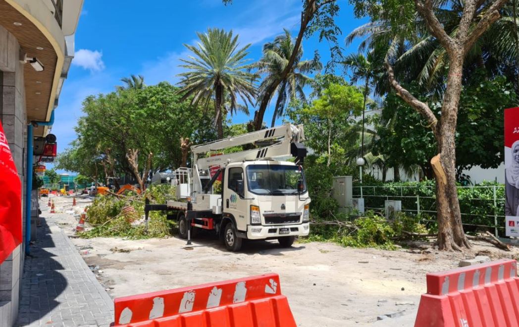 އަމީނީމަގުގެ މަސައްކަތް ތާވަލާއެއްގޮތަށް ކުރިއަށް؛ ލަސްވަނީ ތަކެތި ލިބުމުގައި އުޅޭ ދައްޗަކުން