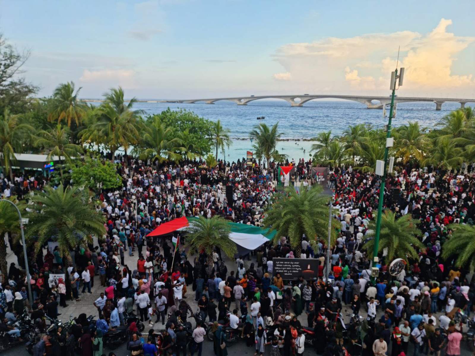 ޣައްޒާގެ ރެފިއުޖީ ކޭމްޕަށް އިޒްރާއީލުން ދިން ހަމަލާ ދިވެހި ސަރުކާރުން ކުށްވެރިކޮށްފި