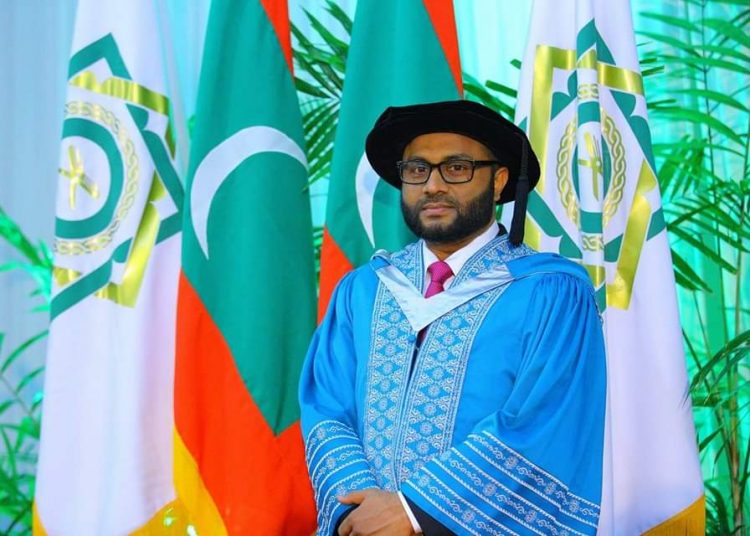 ހަމައެކަނި މާއްދިއްޔަތަށް ލެނބުމަކުން ތަރައްޤީއެއް ނުވާނެ - ޑރ. ޝަހީމް