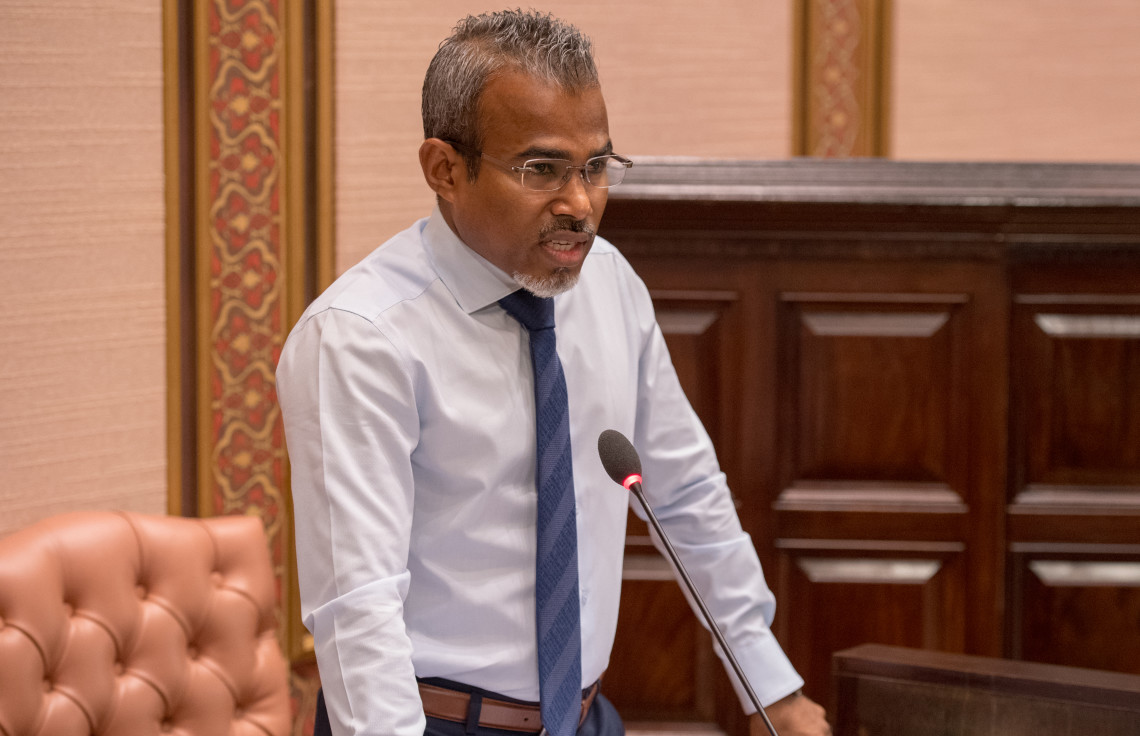 އިތުބާރު ނެތްކަމުގެ މައްސަލައިގައި ދިފާއުވުމަށް ވަކީލުން ބޭނުންވާކަން އޭޖީ އަންގަވާފައެއްނުވޭ: މަޖިލިސް