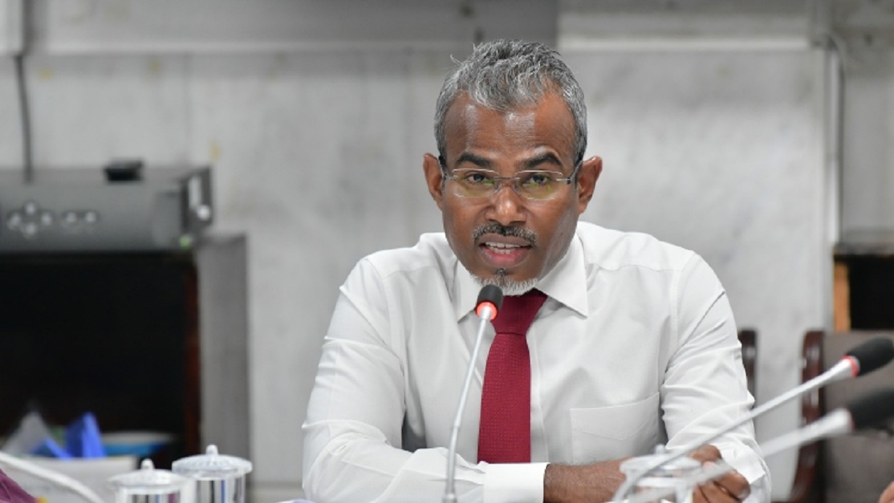 ނަފްރަތުގެ ބިލާގުޅޭގޮތުން އޭޖީ އޮފީހުން ޝަރީޢާ ދާއިރާގެ ބޭފުޅުންނާ ބައްދަލުކޮށްފި