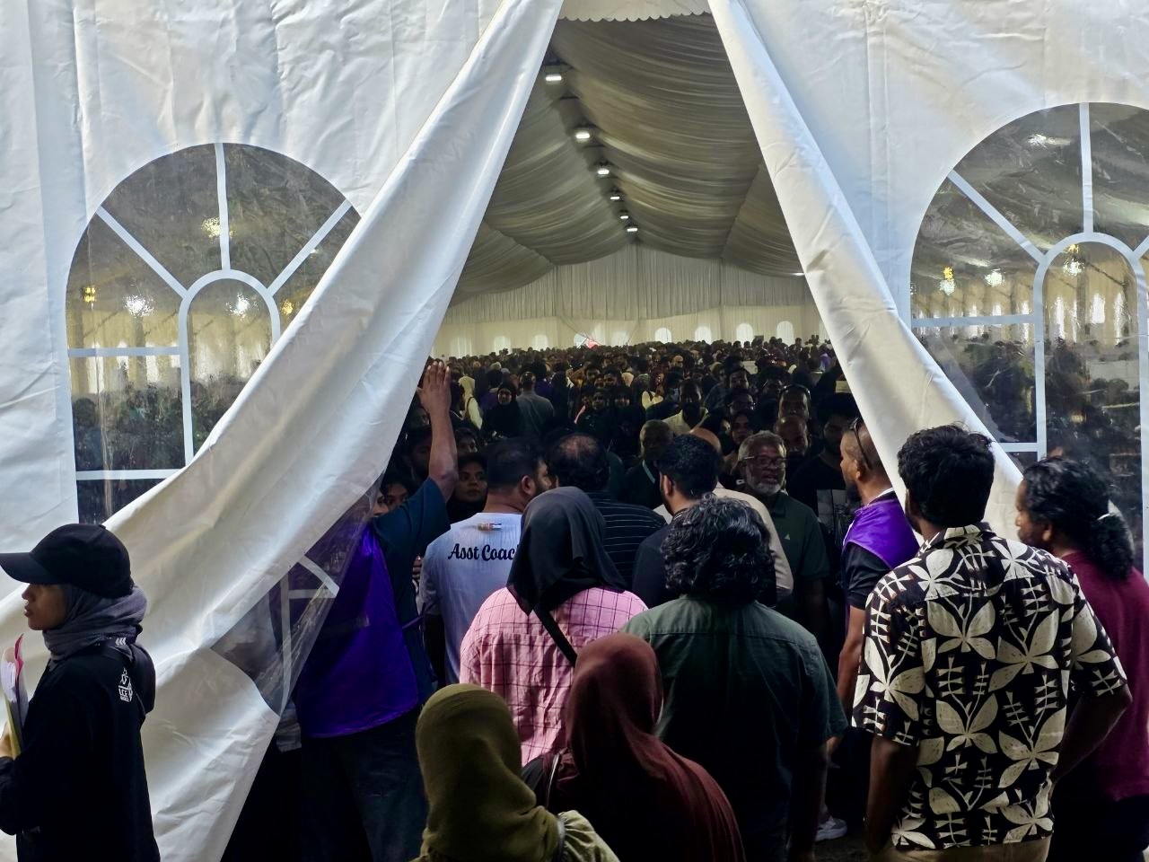 އިންތިހާބުތަކަށް އޮތް ފޯރިގަދަވެ، ވޯޓުލީ މީހުންގެ ނިސްބަތް ރިކޯޑް އަދަދަކަށް!