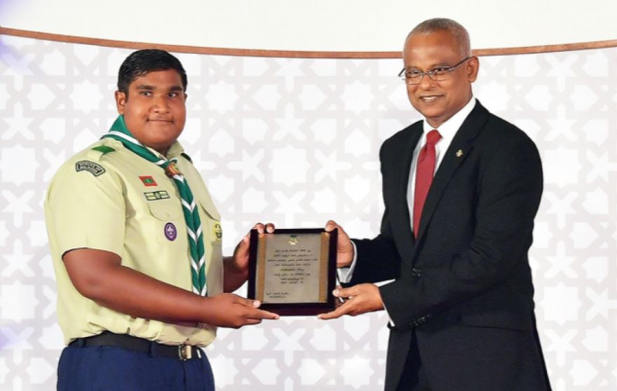 ނިޝާހަކީ ހިތްވަރުގަދަކަމާއި އިންސާނިއްޔަތުކަމުގެ ލާމަސީލު މިސާލެއް: ރައީސް