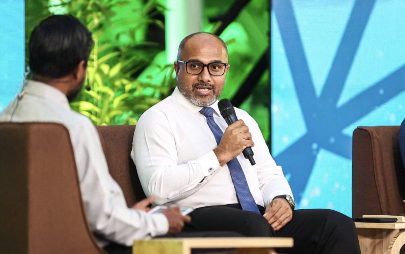 ކުރީގެ ރައީސް ޔާމީނަށް މިނިސްޓަރު އިހުސާންގެ ރައްދު: ޔަހޫދީން ވަޒަންވެރިވަނީ ކަމަށް ބުނުމަކީ ހަގީގަތް އޮޅުވާލުން