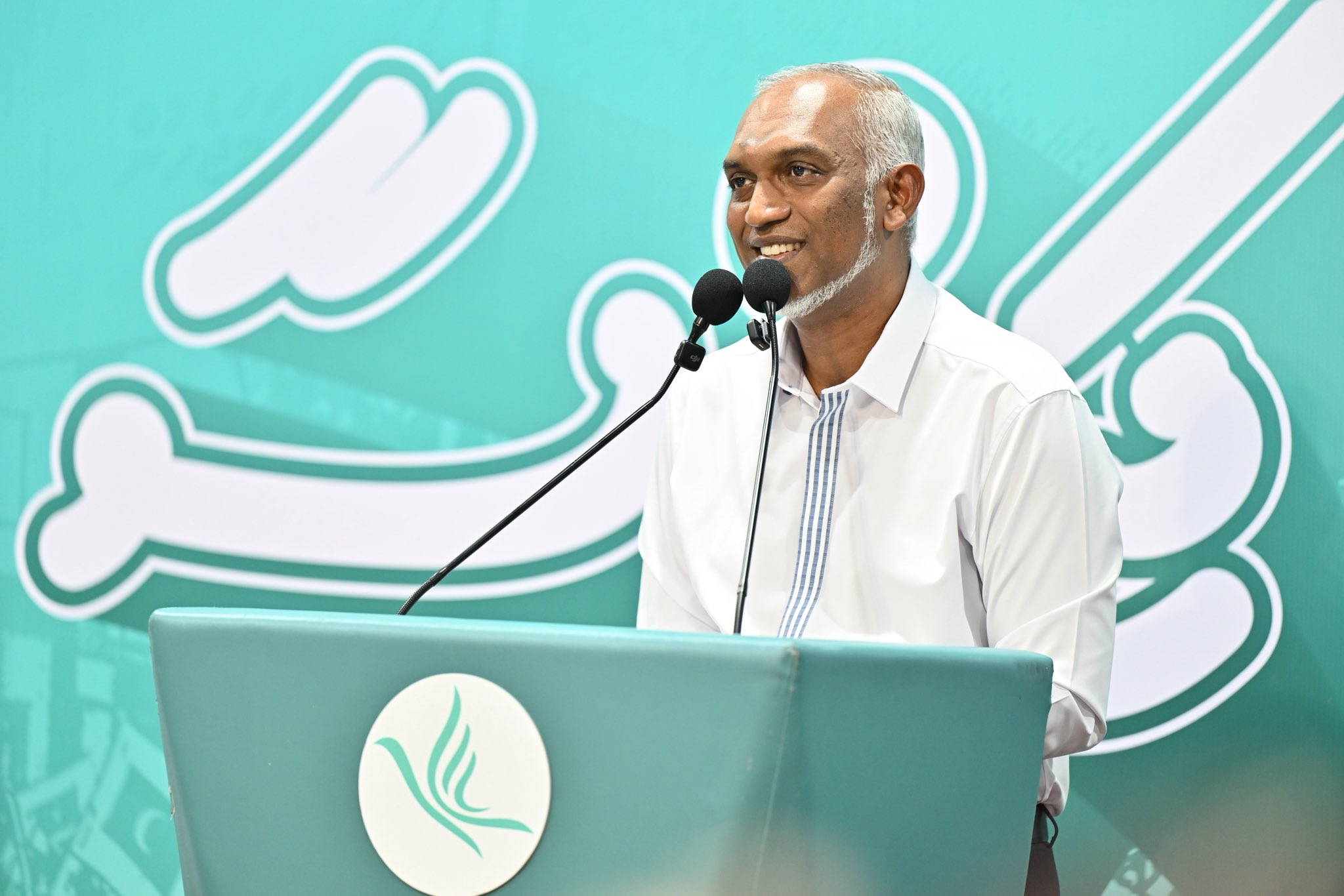 ނުރަސްމީ ދަތުރުފުޅެއްގައި ރައީސުލްޖުމްހޫރިއްޔާ ސިންގަޕޫރަށް ފުރާވަޑައިގެންފި