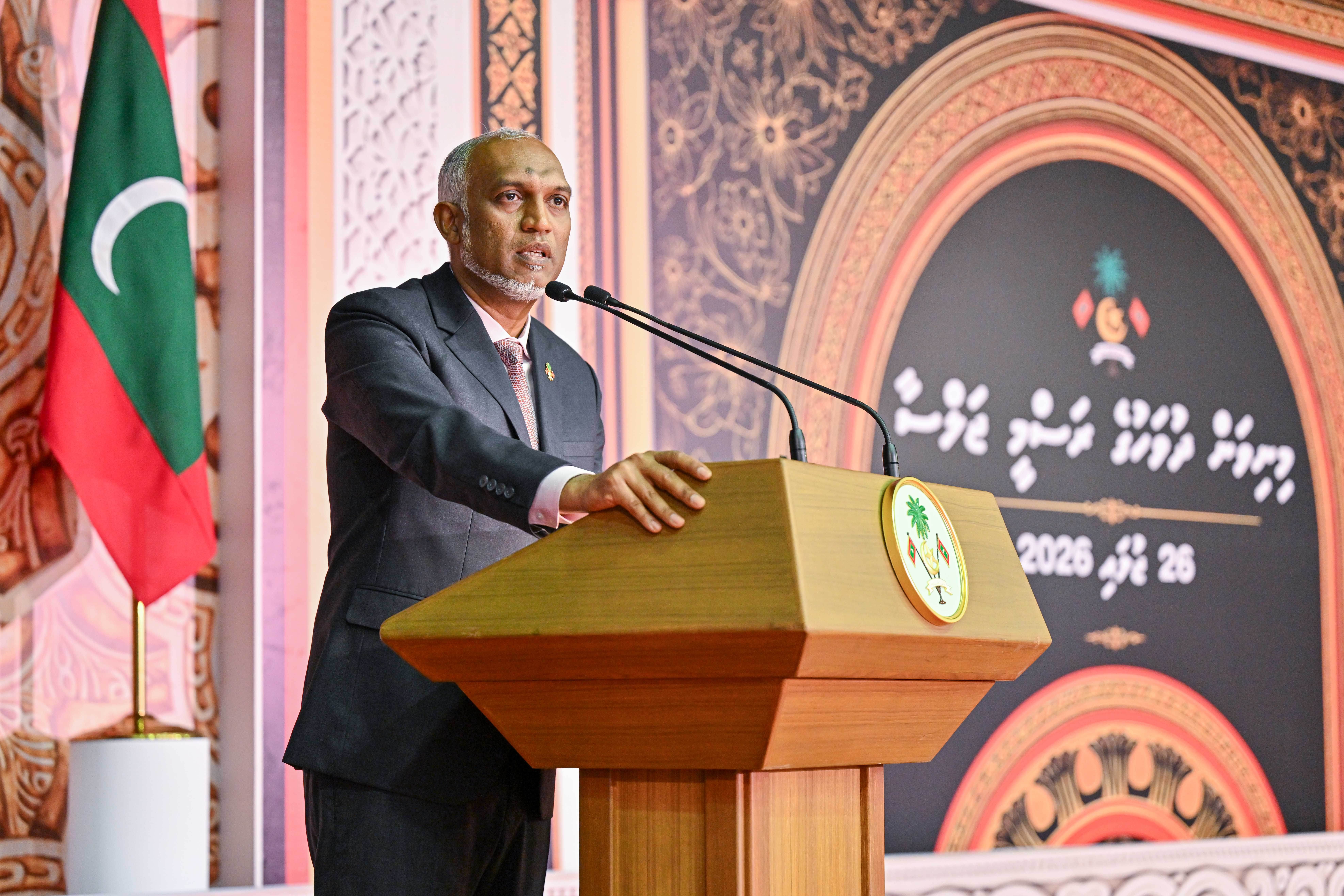 ދައުލަތް ދަރުވާލައިގެން 2.8 ބިލިއަން ޑޮލަރުގެ ބަނދަރެއް: ތިލަފުށީ މަޝްރޫޢަކީ ހަޤީޤަތާ ނުބައްދަލު ސިޔާސީ އޮޅުވާލުމެއް؟