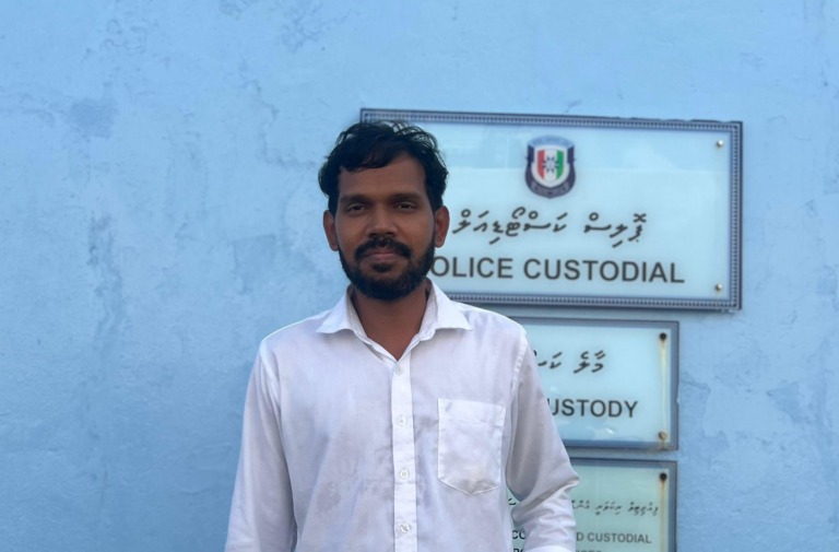ލޫކަސް ބަންދުން ދޫކޮށްލައިފި