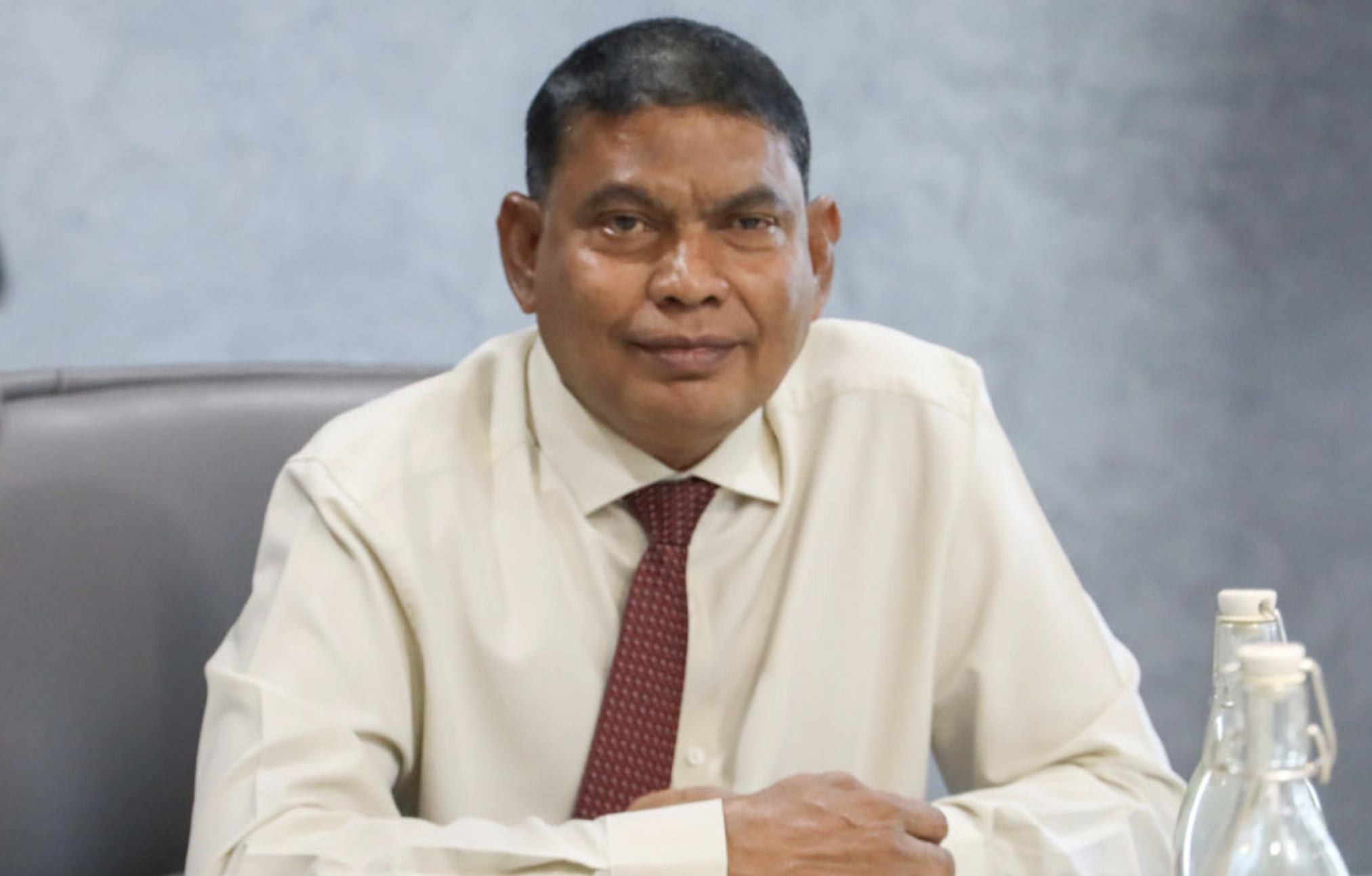 ފެނަކައިން ވަކިކުރި އަފީފު، ހަކަތައާ ބެހޭ ވުޒާރާގެ ސްޓޭޓް މިނިސްޓަރަކަށް އައްޔަންކުރަށްވައިފި