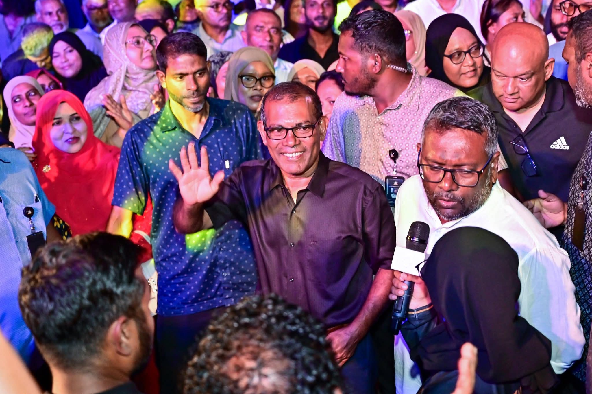 ހިޖުރީ އާ އަހަރާ އެކު އެމްޑީޕީގެ ހަރަކާތްތައް ވަރުގަދަކުރައްވާނެ ކަމަށް ރައީސް ނަޝީދު ވިދާޅުވެއްޖެ