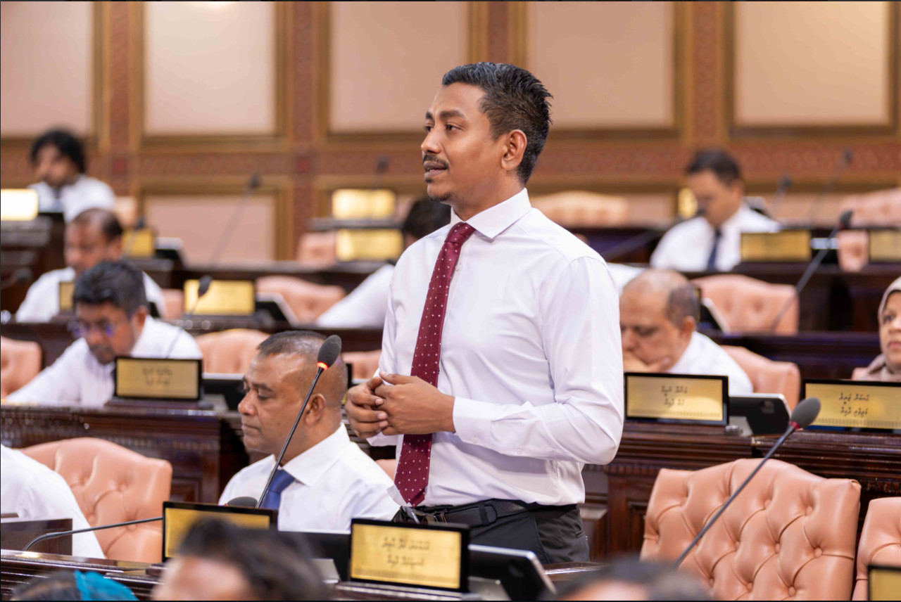 ޓެކްސް އިސްތިއުނާފުކުރުމުގެ ކުރިން މުޅި އަދަދު ދައްކަންޖެހޭ ހާލަތްތައް ބަޔާންކުރާ ބިލުގެ ބަހުސް ފަށައިފި