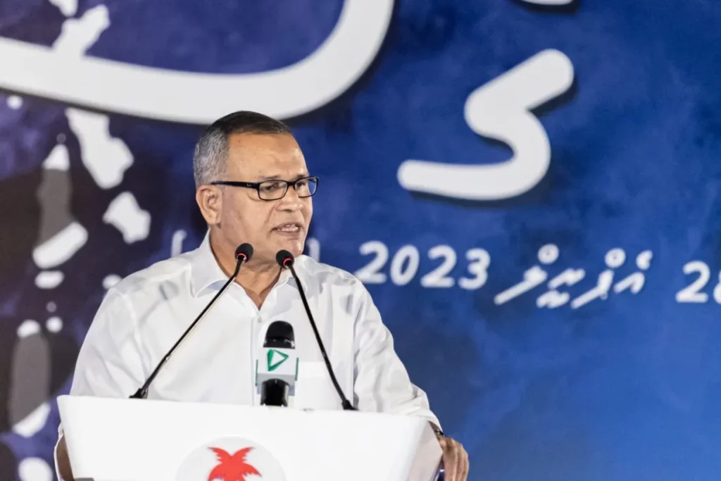 ރައީސް މުޢިއްޒު ވަރުގެ ކޫލް ރައީސެއް ނުދެކެން: މިނިސްޓަރު އާދަމް ޝަރީފް