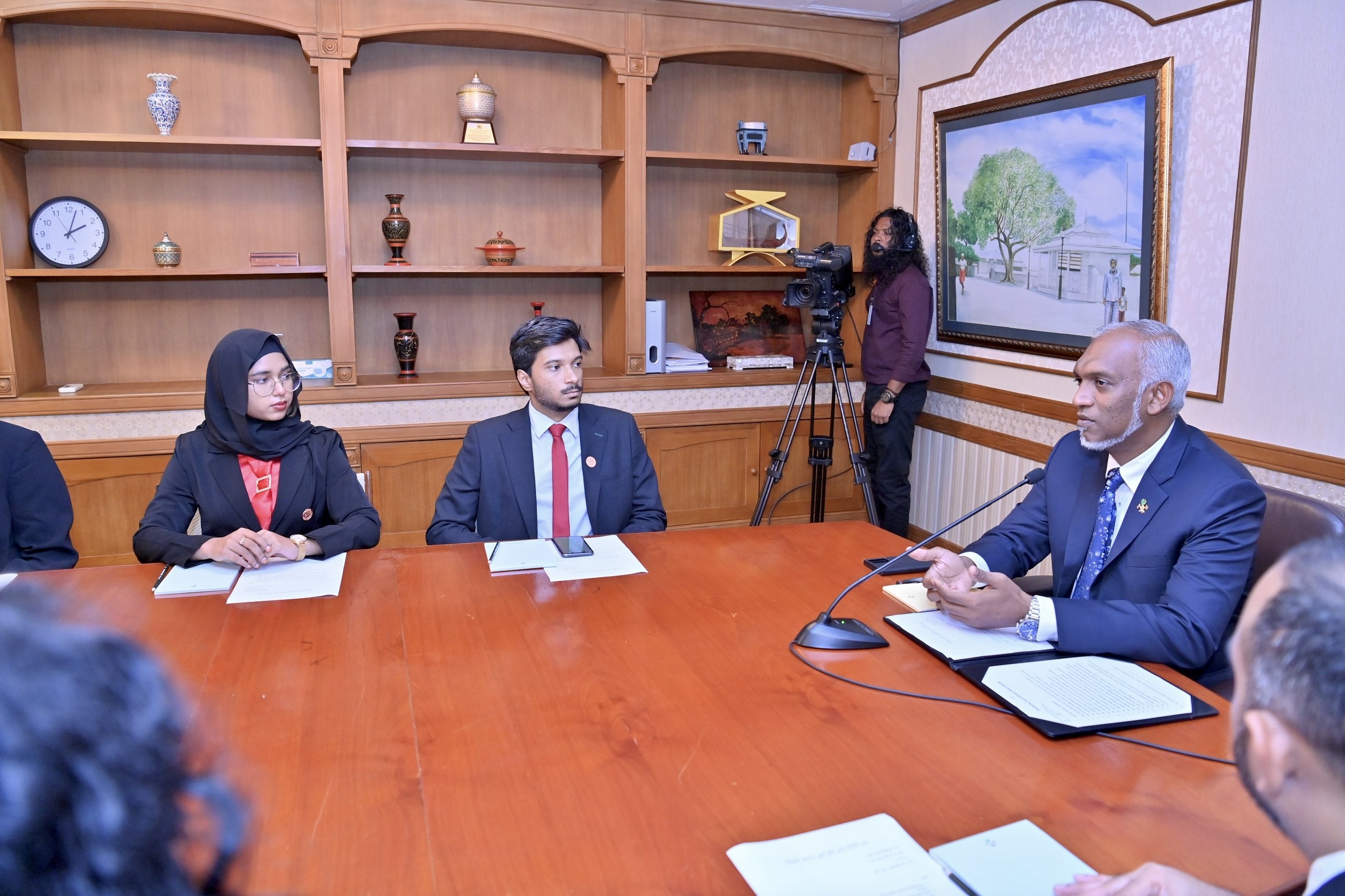 އާންމުންގެ ޕްރެޝަރު ބޮޑުވެ ޒުވާނުންގެ ޤައުމީ ލަފާދޭ ކޮމިޓީގެ ރައީސް ދާވޫދު އިސްތިއުފާ ދީފި