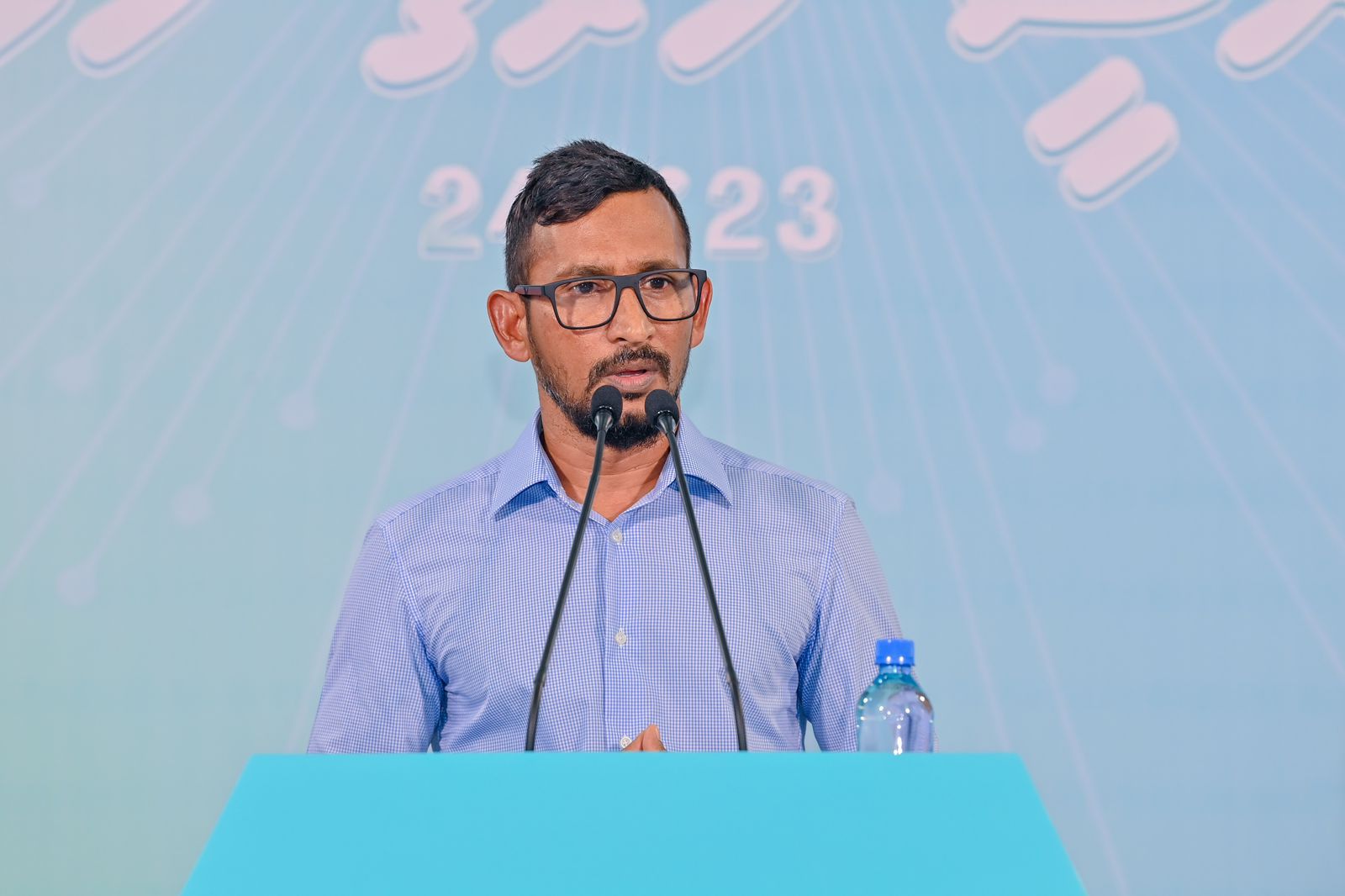 ރައީސް މަސައްކަތް ކުރަށްވަނީ ދެވަނަ ދައުރެއް ހޯދާކަށް ނޫން: ފަލާޙް