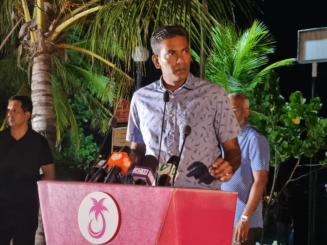 އަރބަންކޯގެ އައު އެމްޑީއަކަށް ފަޒުލް