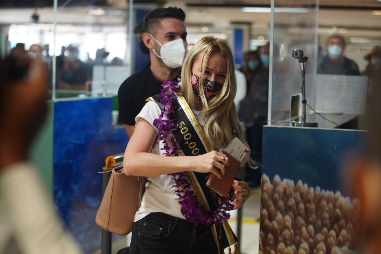 843 ހާސް ފަތުރުވެރިން ޒިޔާރަތްކޮށް އަމާޒަށް ވާސިލުވުމުގެ އުއްމީދުއާކޮށްދީފި