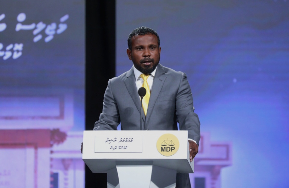 ރައީސް ސާލިހަށް ވޯޓްދޭންވީ ސަބަބު ނުފެންނާނީ ލޯ އަނދިރިވީމަ: ރާޝިދު