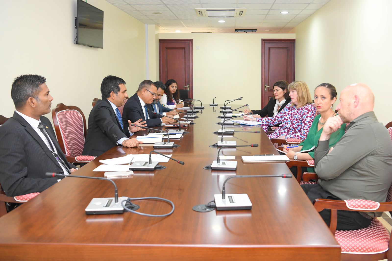 އިދިކޮޅު ކޯލިޝަންގެ ކަންބޮޑުވުންތައް ޔޫއެންގެ ރެޕެޓުއާއާއި ހިއްސާކޮށްފި