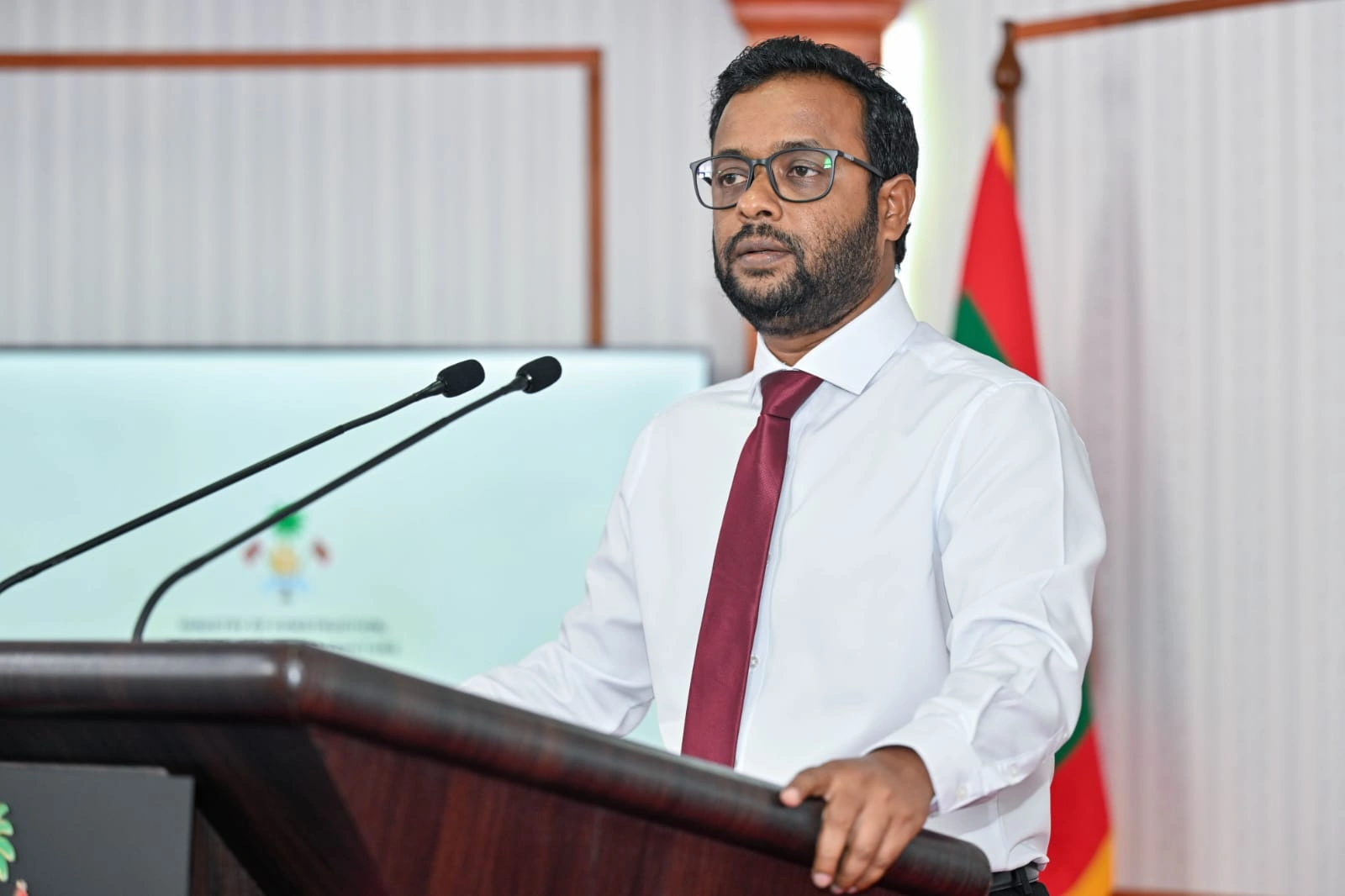 އެފްޑީސީ ފްލެޓްތަކުގައި ގާބެޖް ޝޫޓް ނެތް މައްސަލާގައި މިނިސްޓަރު މަޖިލީހަށް ހާޒިރުކުރަނީ