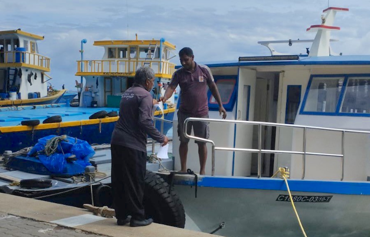 ގަވާއިދާ ޚިލާފަށް ވިލިމާލެ ފަޅު ބޭނުންކުރަމުންދިޔަ 11 އުޅަނދެއް ޖޫރިމަނާ ކޮށްފި