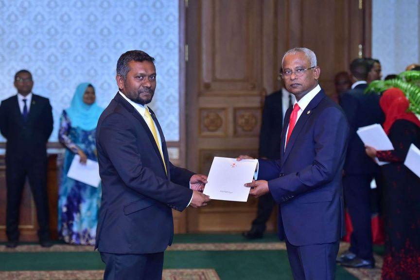 ފައްޔާޒު ވިދާޅުވަނީ އިތުބާރުނެތް މައްސަލައިގެ ވޯޓަކީ އޭނާގެ "ފައިޓެއް" ނޫން ކަމަށް