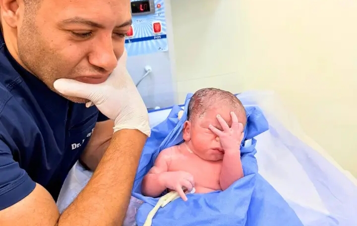 ތިއްތު ކުއްޖާގެ މޫނުގެ ކުލަވަރު