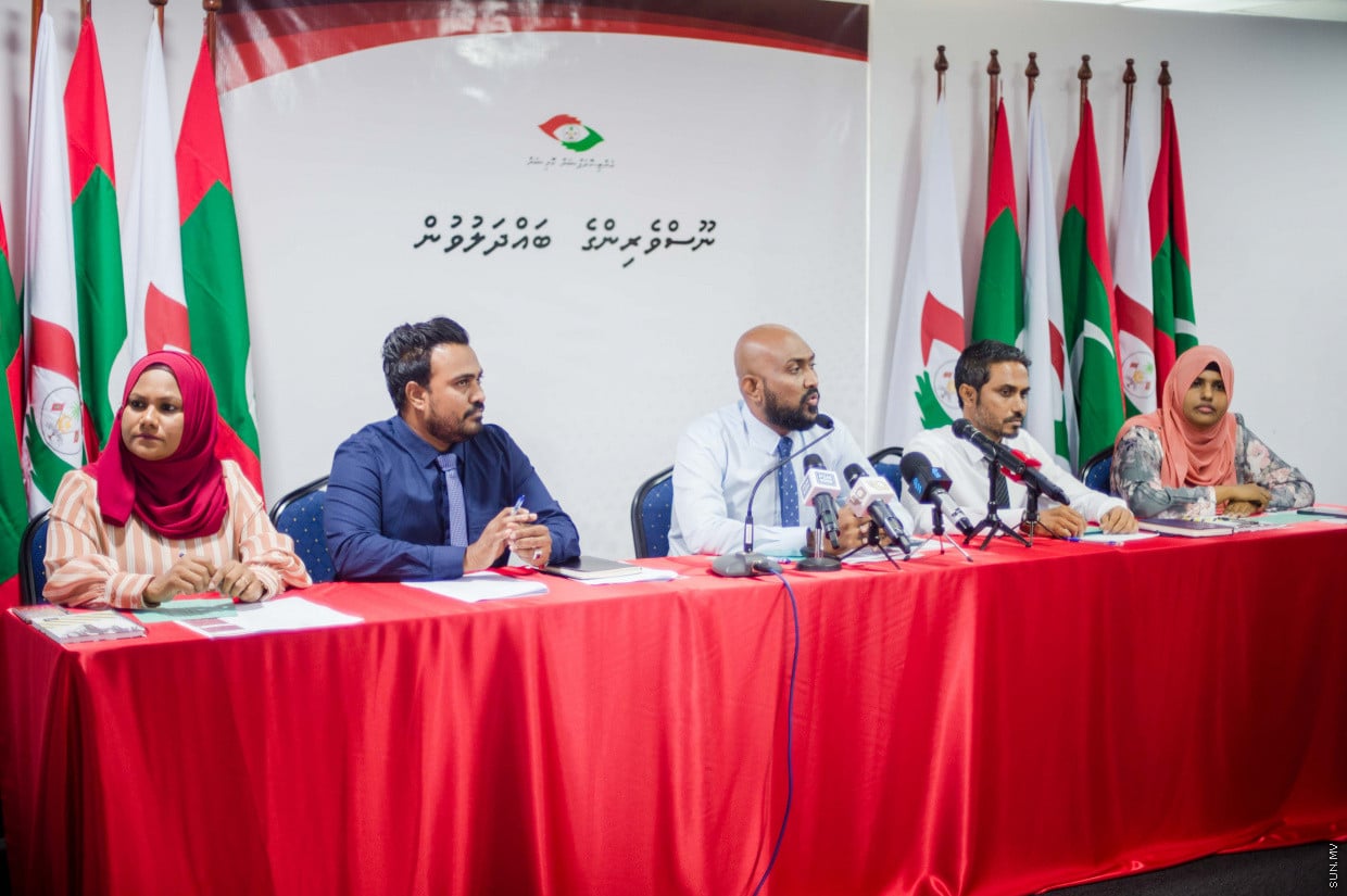 ވޯޓް ގަންނަން ރިޝްވަތު ހުށަހަޅާ މައްސަލަތައް މިދަނީ ބަލަމުން: އޭސީސީ