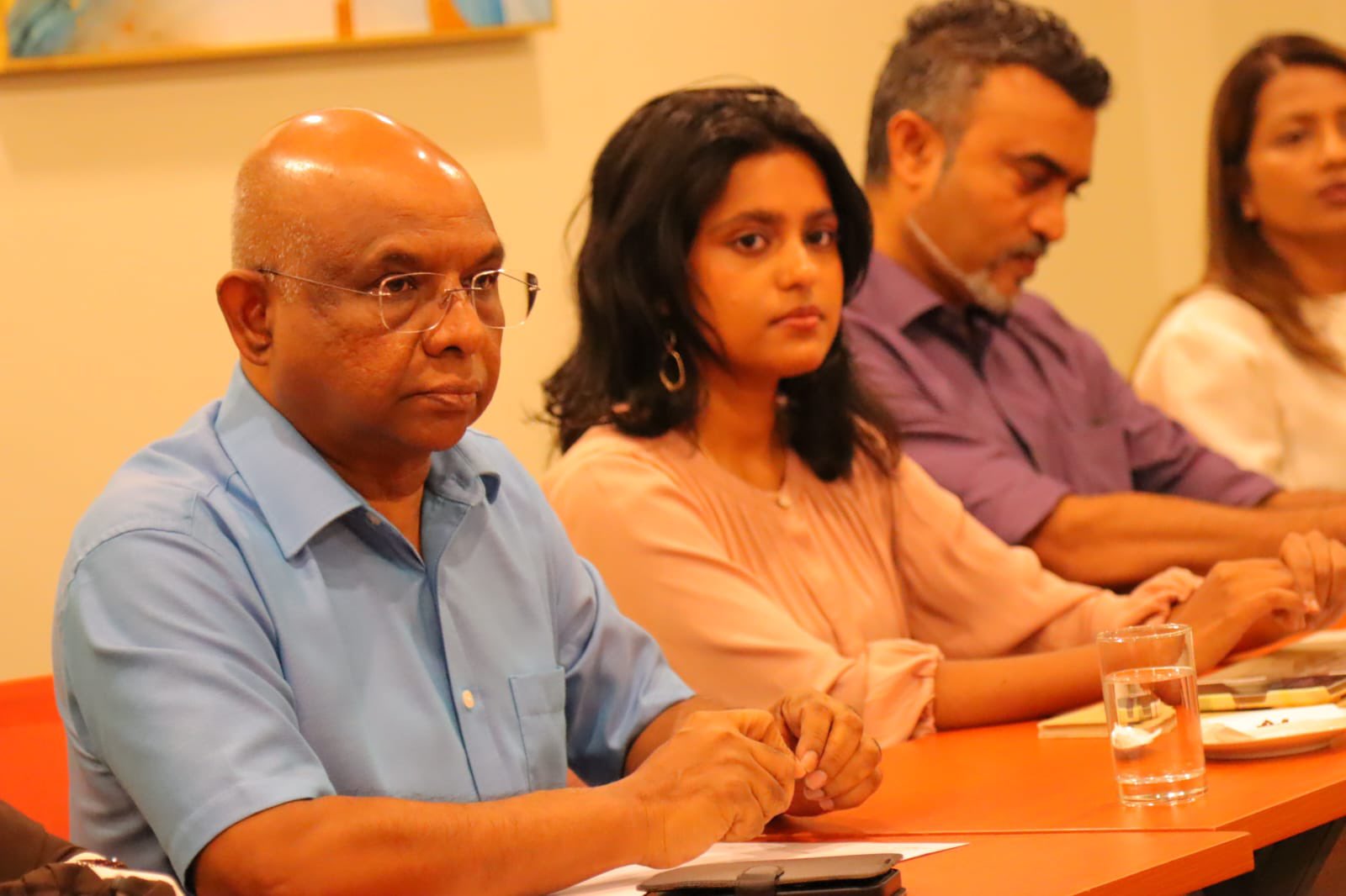 ޒުވާނުންގެ އުންމީދާމެދު ސުވާލުއުފެއްދުމުގެ ބަދަލުގައި ފުރުޞަތުތައް ފަހިކޮށްދިނުމަށް ޝާހިދު ގޮވާލައްވައިފި