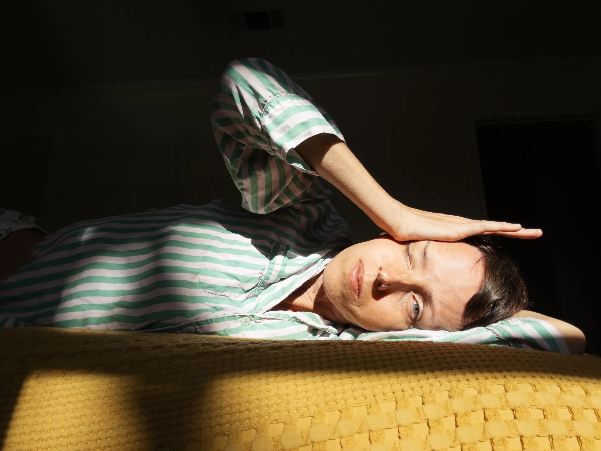 އުމުރުން 30 ގެ އަހަރުތަކުގައި ނިދުމަށް އުނދަގޫވަނީ ކީއްވެ؟