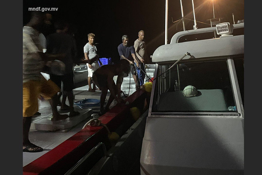 ކަންނެލި ދޯންޏެއްގައި ހުރި ފަޅުވެރިއަކު ހާލު ދެރަވެގެން މާލެ ގެނެސްފި