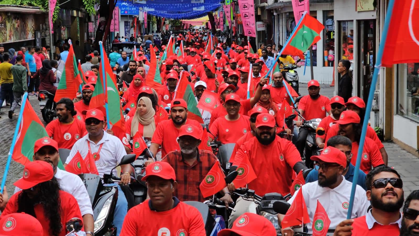 އެތައް ބަޔަކު ބައިވެރި ސައިކަލު ބުރުން ގާސިމަށް އޮތް ތާއީދު ދައްކާލައިފި