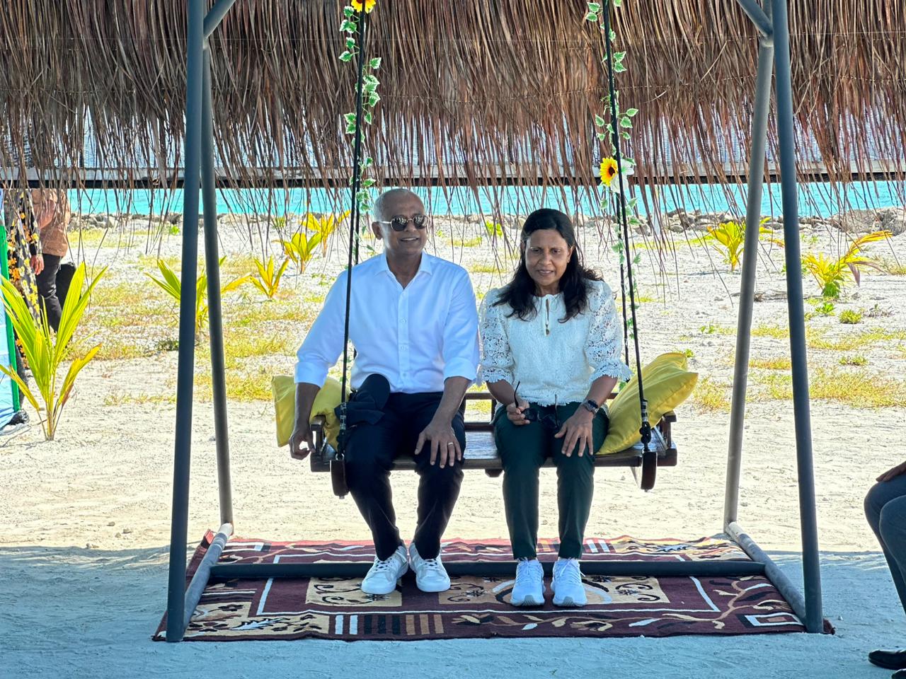 ފ. ދަރަނބޫދޫން ރައީސުލްޖުމްހޫރިއްޔާއަށް ހޫނު މަރްޙަބާއެއް ދަންނަވައިފި