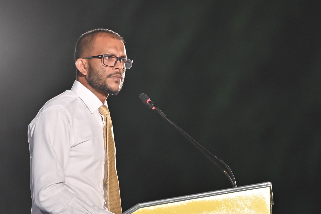 ޚިޔާޅު ތަފާތު ބޭފުޅުންނާއެކީ މަސައްކަތްކުރަން އެނގޭ ހަމައެކަނި ވެރިއަކީ ރައީސް ޞާލިޙު: ޔާސިރު