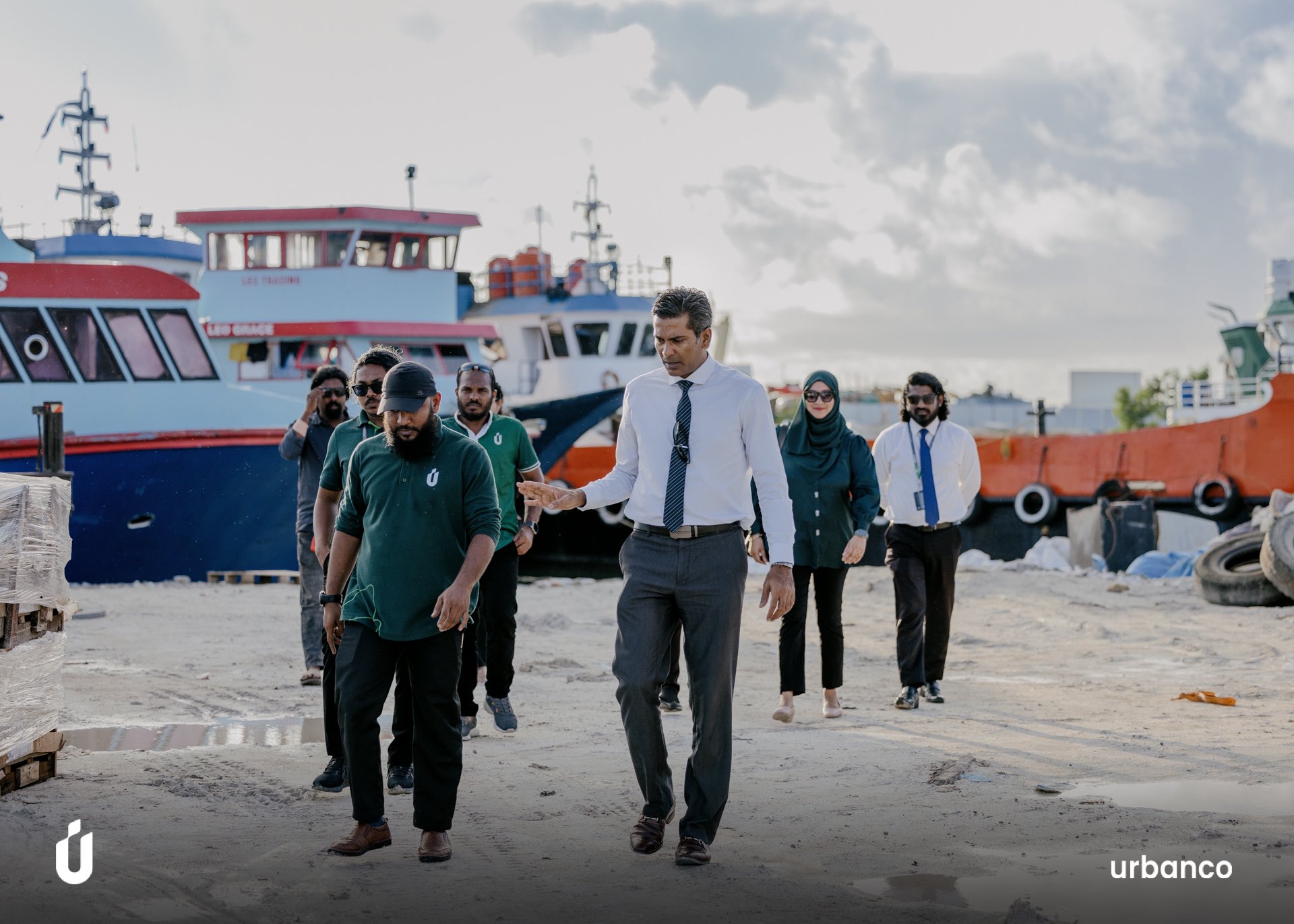 ވިނަރެސް ފްލެޓްތަކުގެ މަސައްކަތް ކުރިޔަށްދާ ގޮތް އެމްޑީ ފަޒުލް ބައްލަވާލައްވައިފި