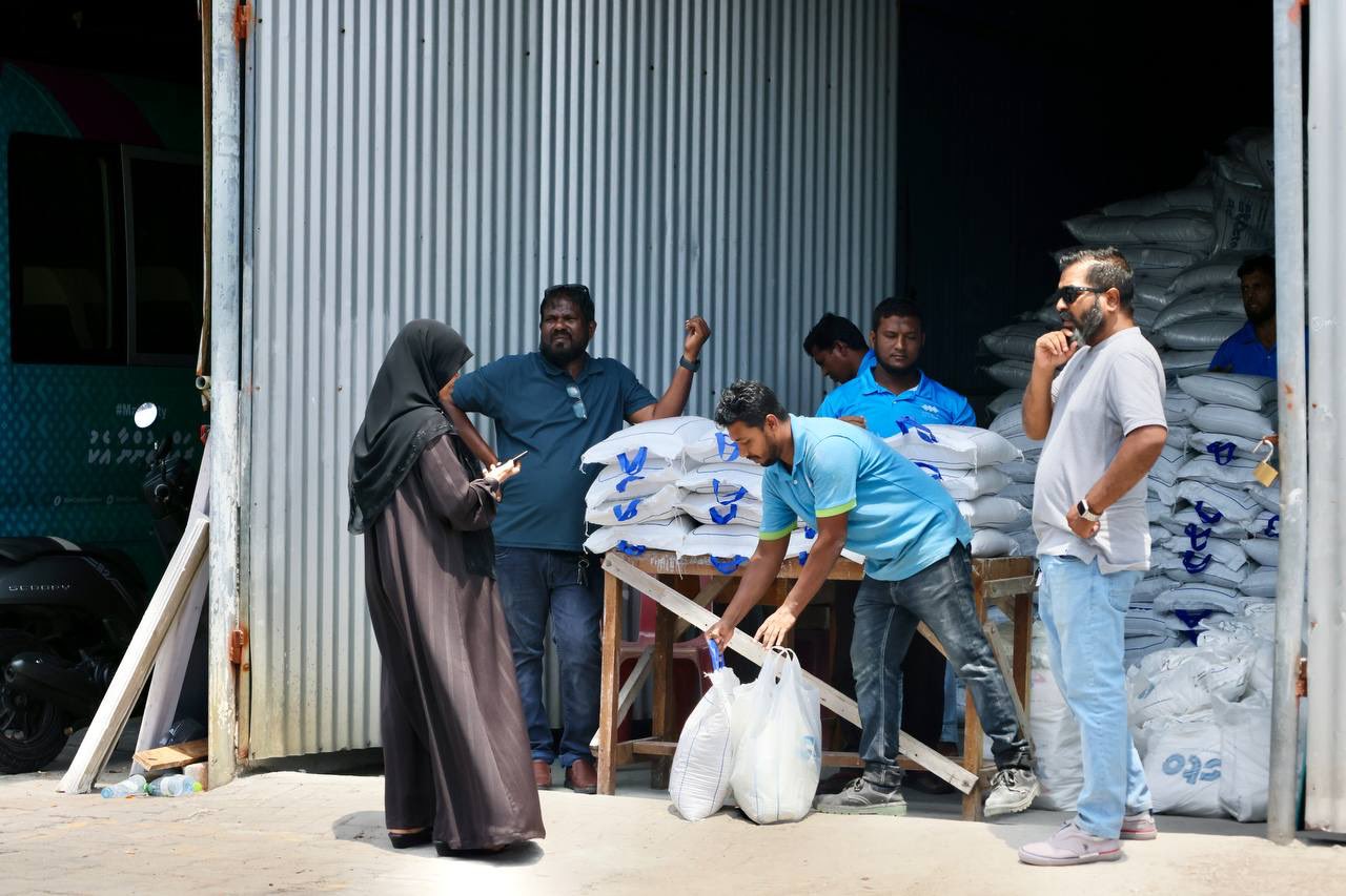 ސަރުކާރުން ހަދިޔާކުރާ ކާޑު 85 އިންސައްތަ ގޭބިސީއަށް ފޯރުކޮށްދީފި