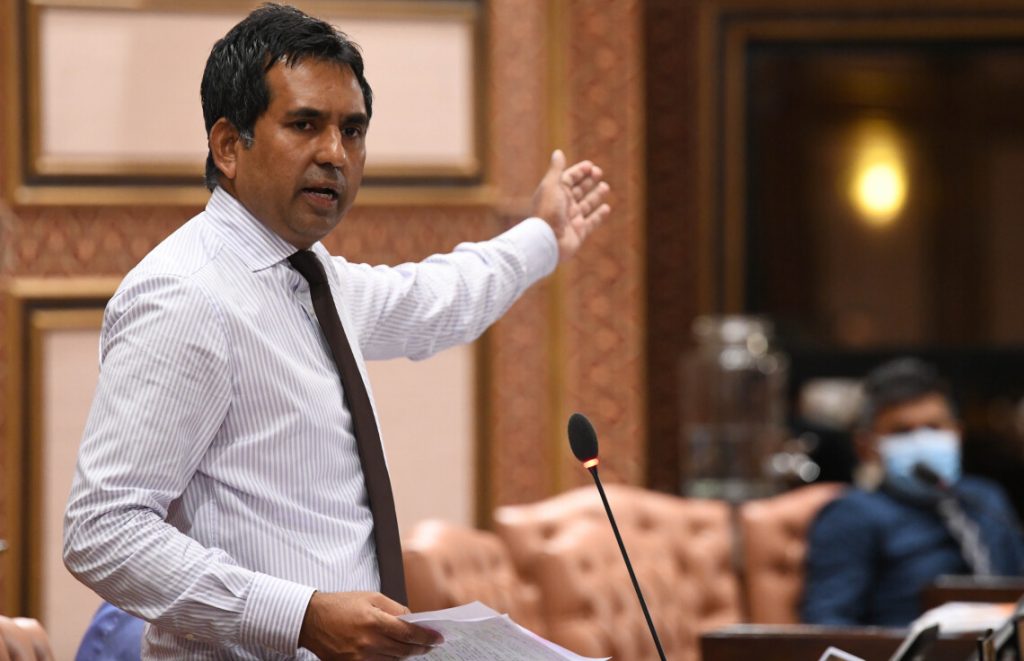 ދައުލަތަށް ފައިދާވާ މަޝްރޫޢެއް ނުހިންގި މި ސަރުކާރުގެ ދަރަނިވީ ބޮޑު: ސަޢީދު