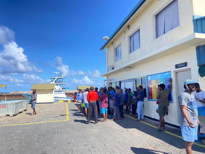 މަސްކިރުން ލިމިޓްކޮށްފައިވާތީ މަސްވެރިން އިޙްތިޖާޖުކުރަން ފަށައިފި